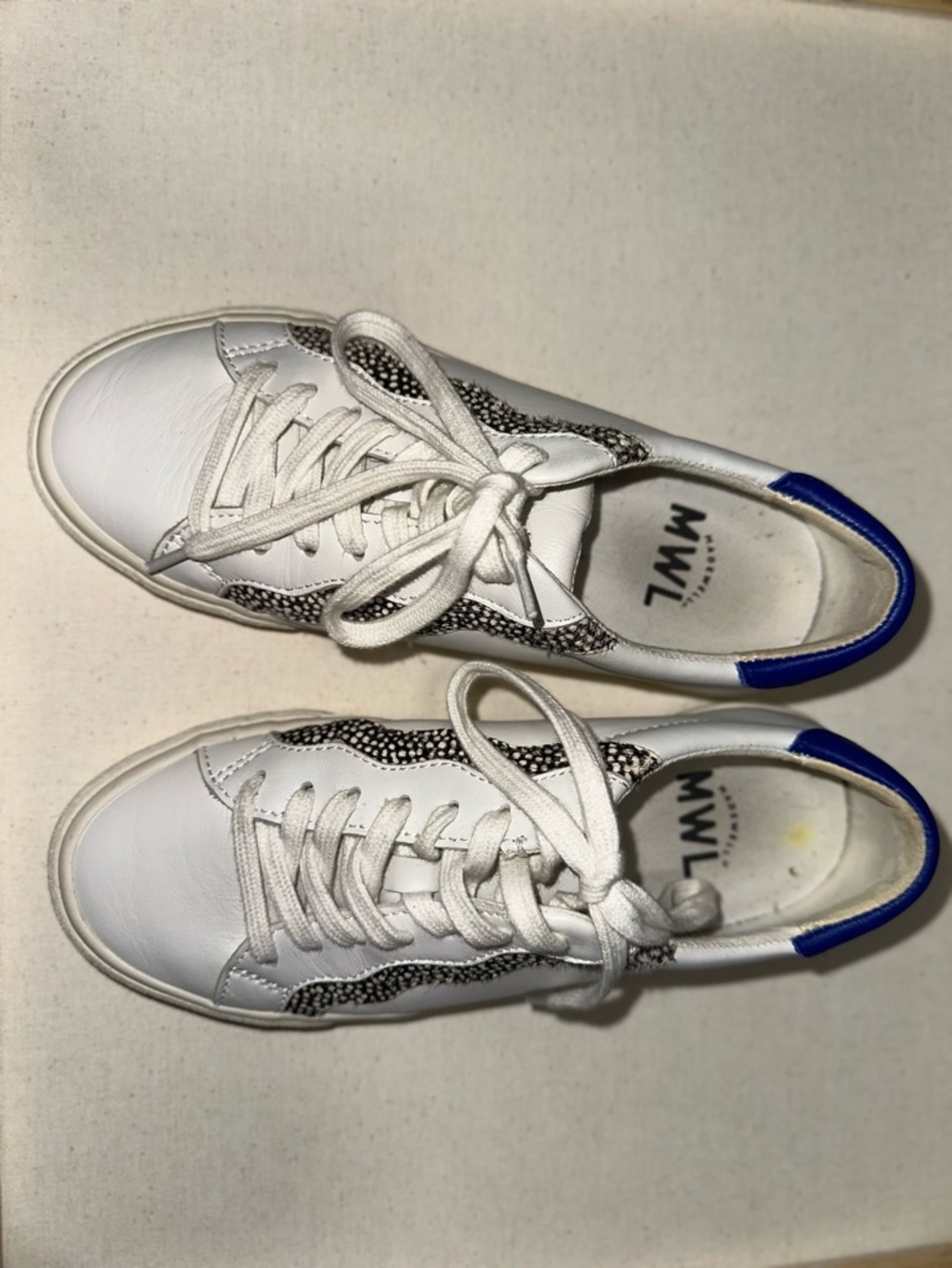 Madewell MWL White Leather Sneakers with Blue Heel Accent size 6.5